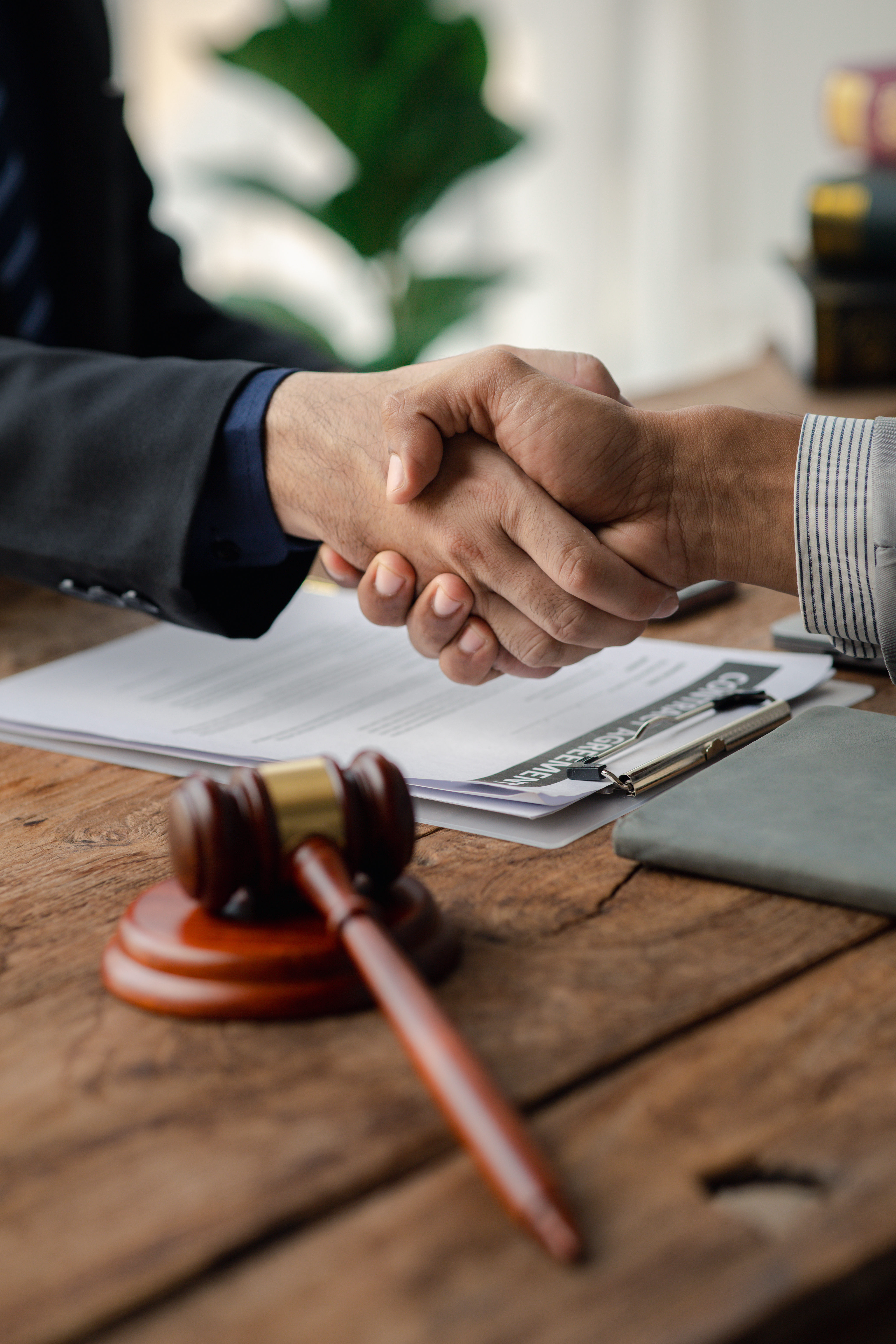 A client meeting with an experienced criminal mischief lawyer like Branson West Law to discuss their Utah criminal mischef charge.